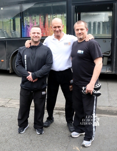 KRAV MAGA REBAIX_modifié.JPG